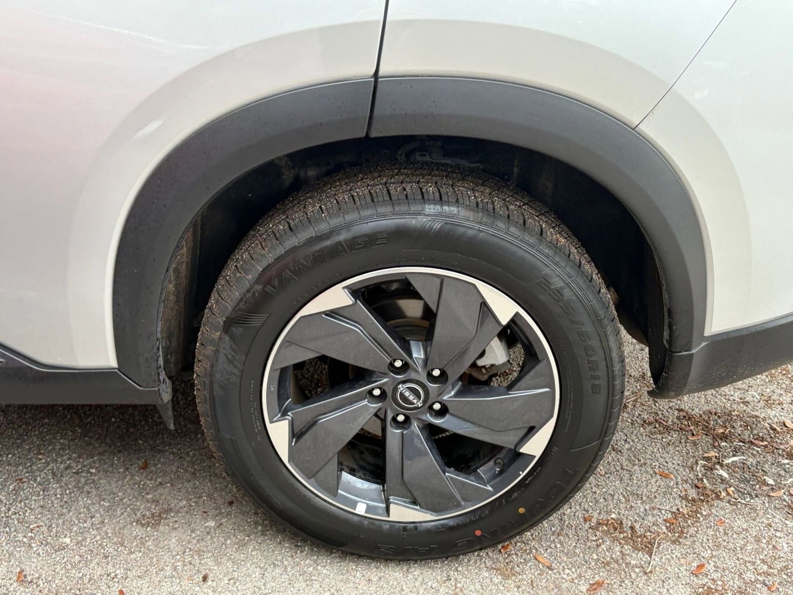 Thumbnail: 2025 Nissan Rogue - 30