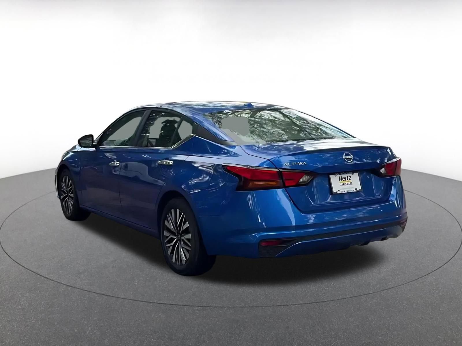 Thumbnail: 2025 Nissan Altima - 11
