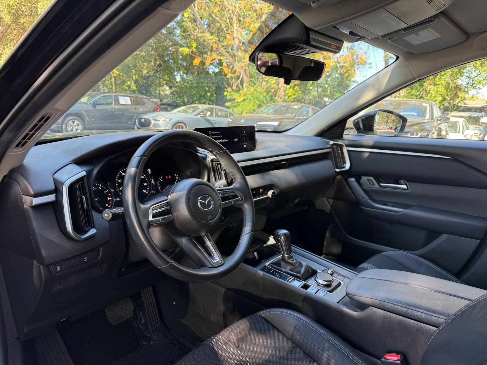 Thumbnail: 2025 Mazda CX-50 - 28