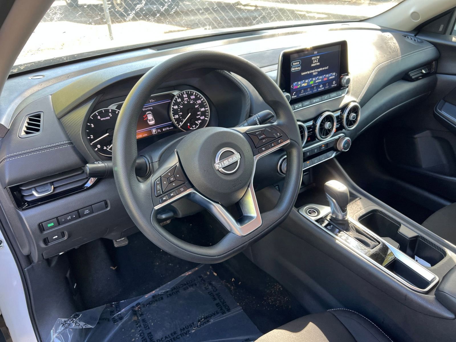 Thumbnail: 2025 Nissan Sentra - 31