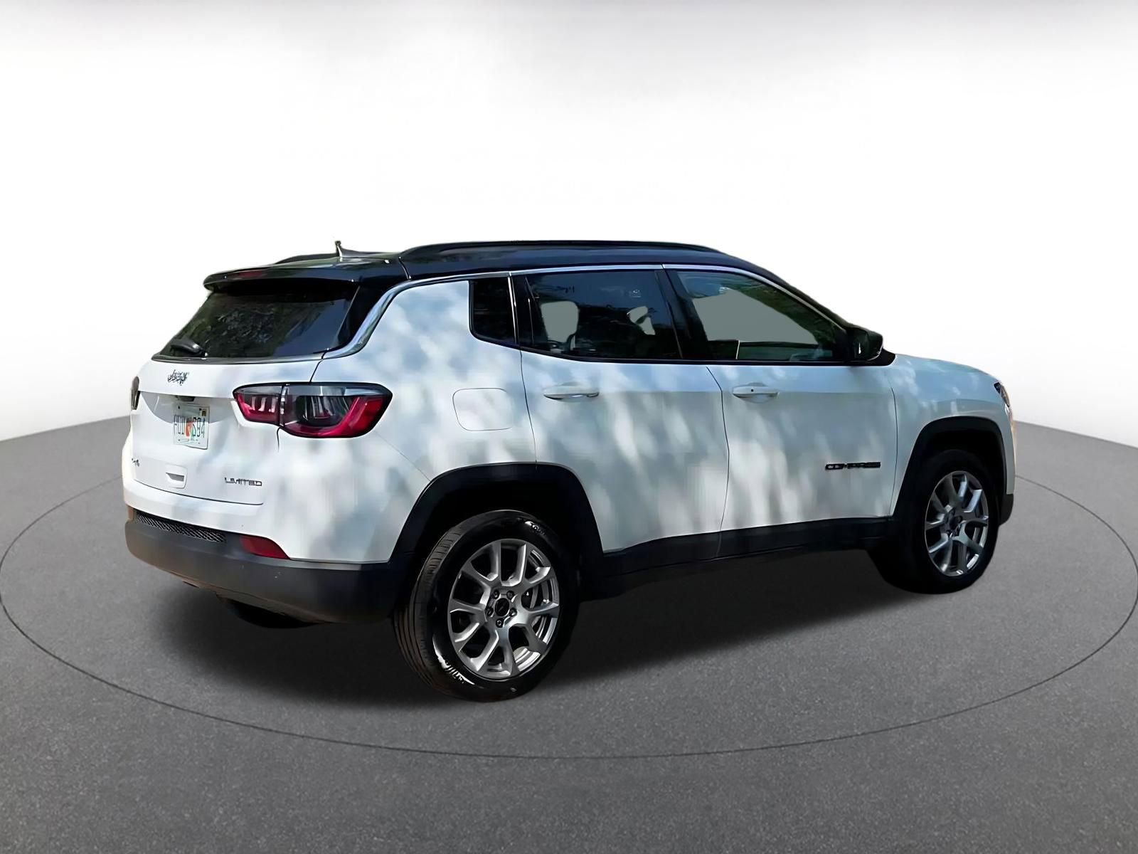 Thumbnail: 2025 Jeep Compass - 14