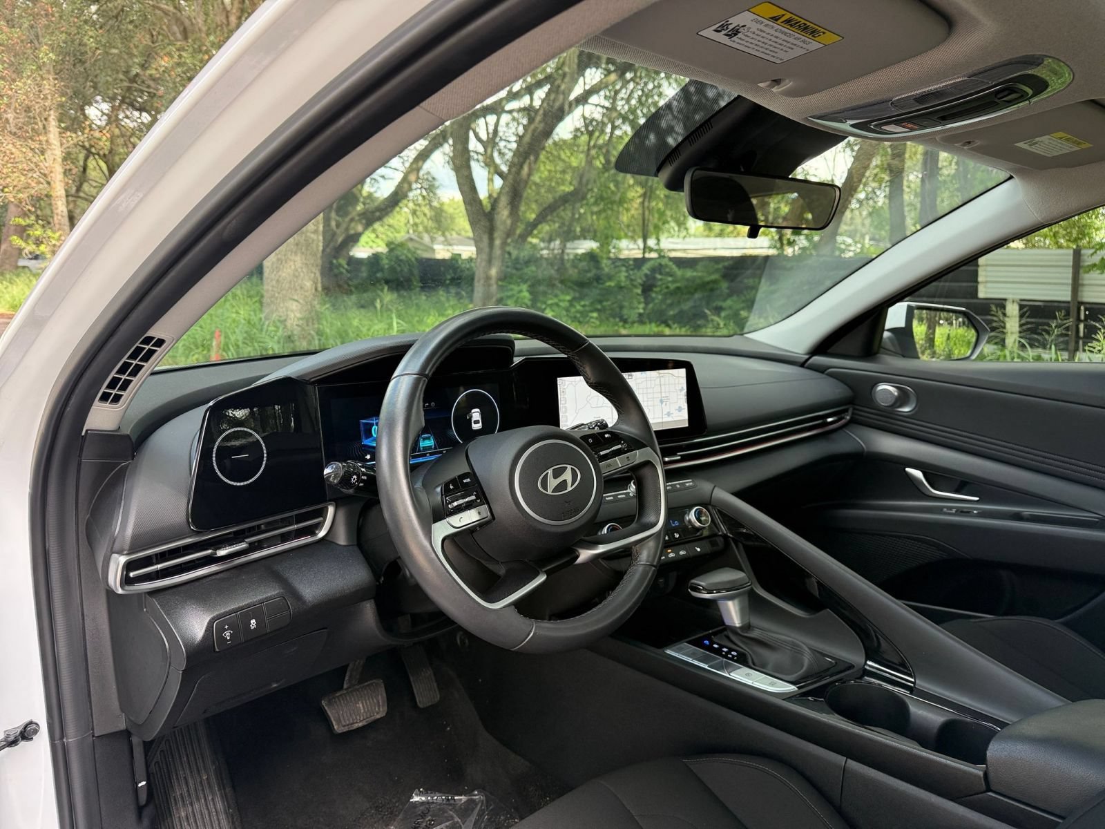 Thumbnail: 2025 Hyundai Elantra - 32