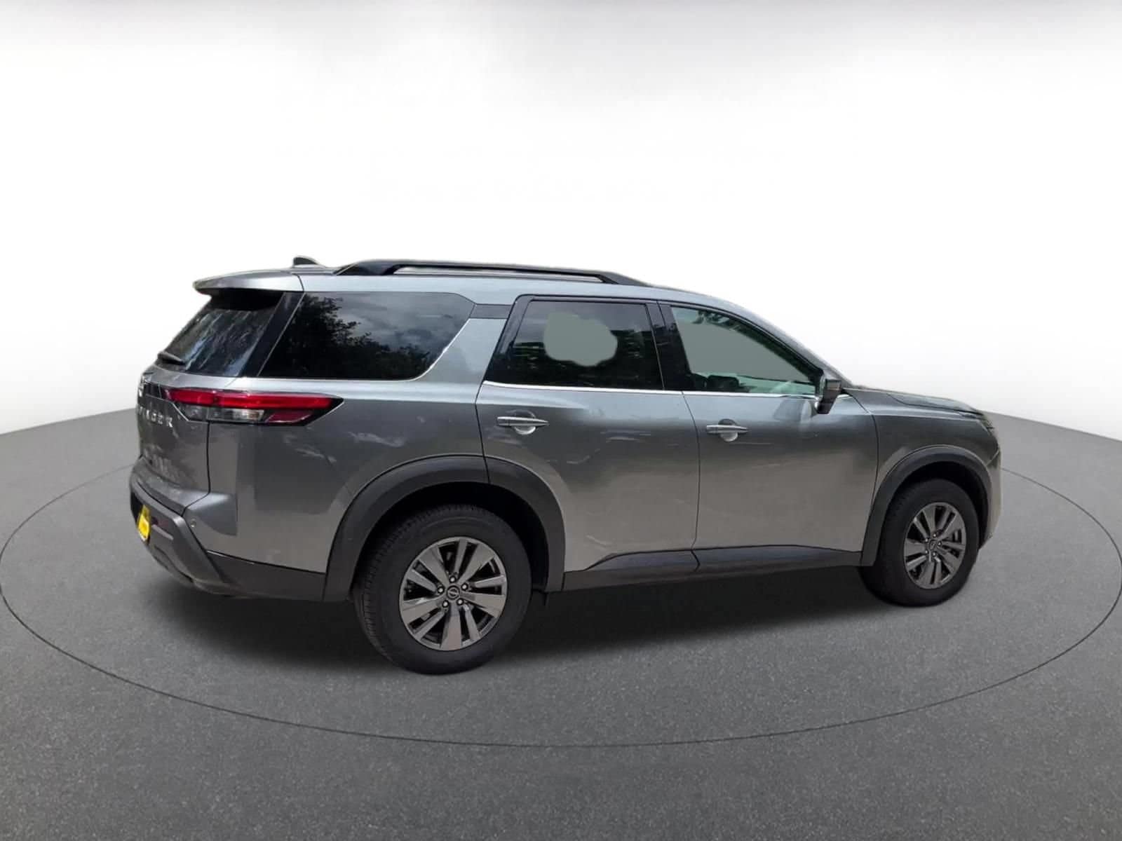 Thumbnail: 2025 Nissan Pathfinder - 15