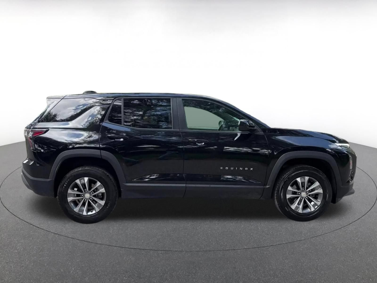 Thumbnail: 2025 Chevrolet Equinox - 13