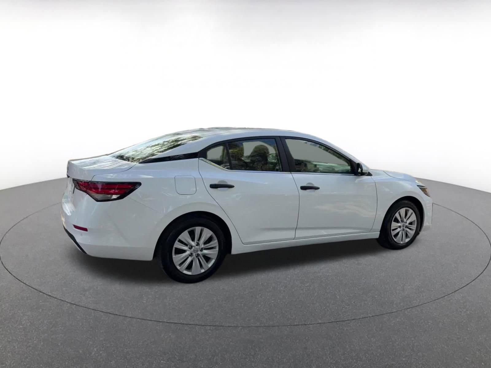 Thumbnail: 2025 Nissan Sentra - 18