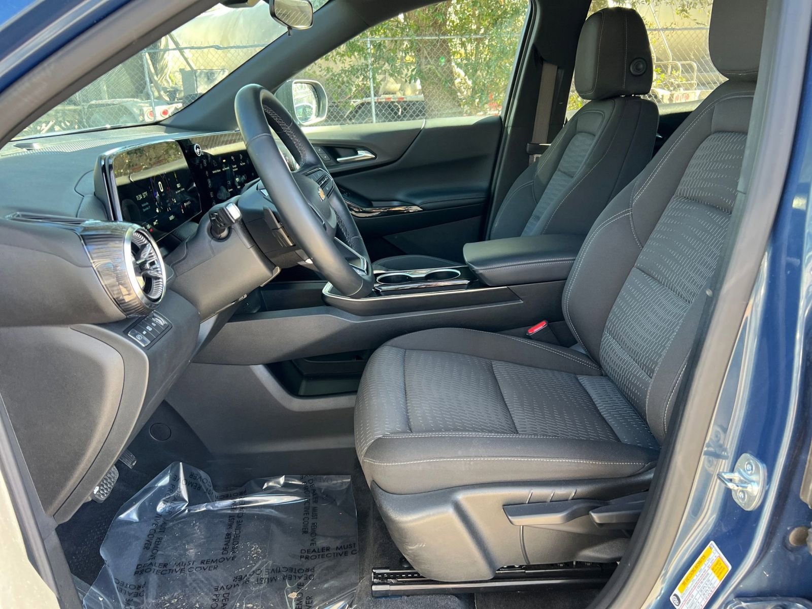 Thumbnail: 2025 Chevrolet Equinox - 21