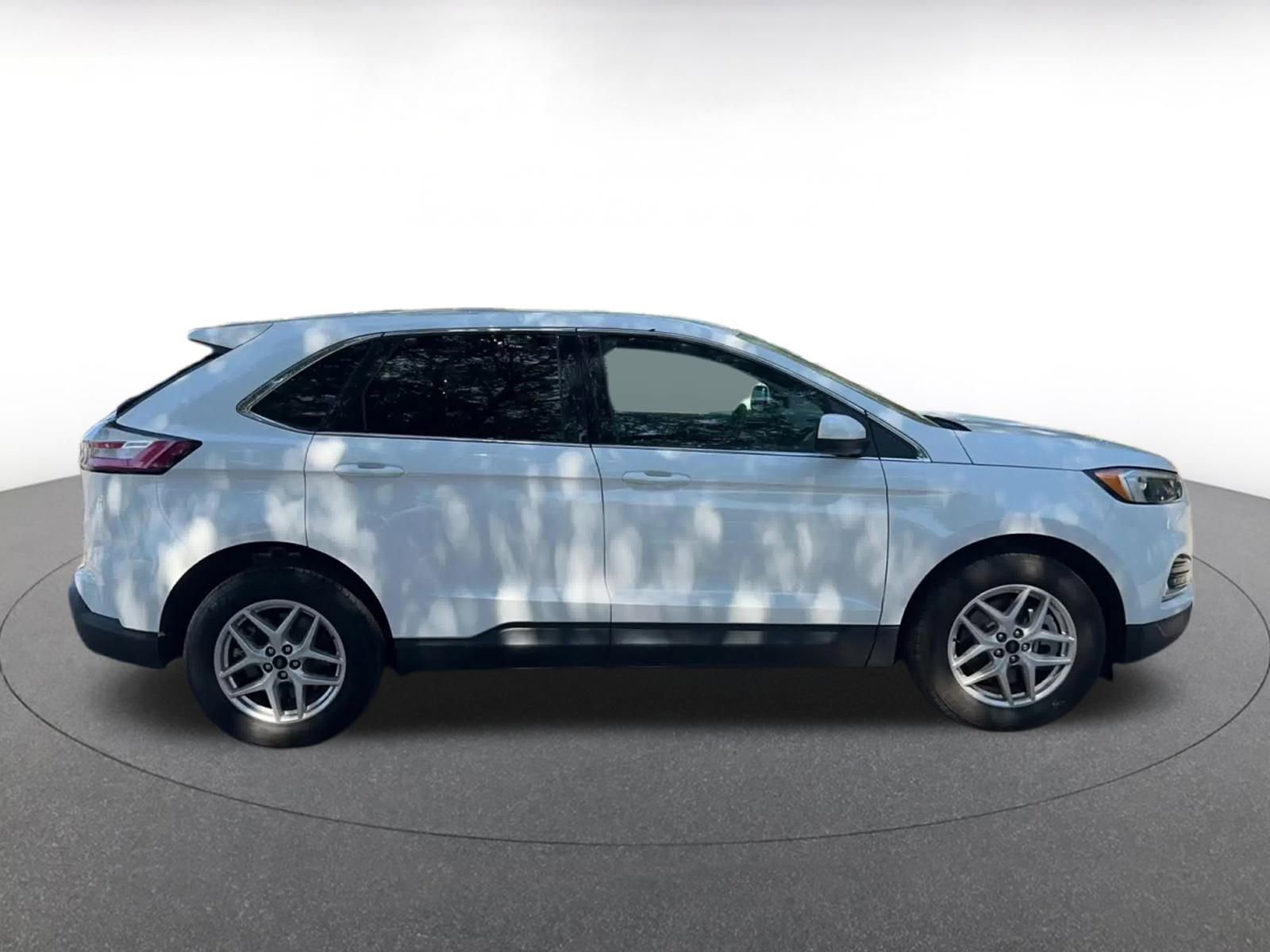 Thumbnail: 2024 Ford Edge - 16