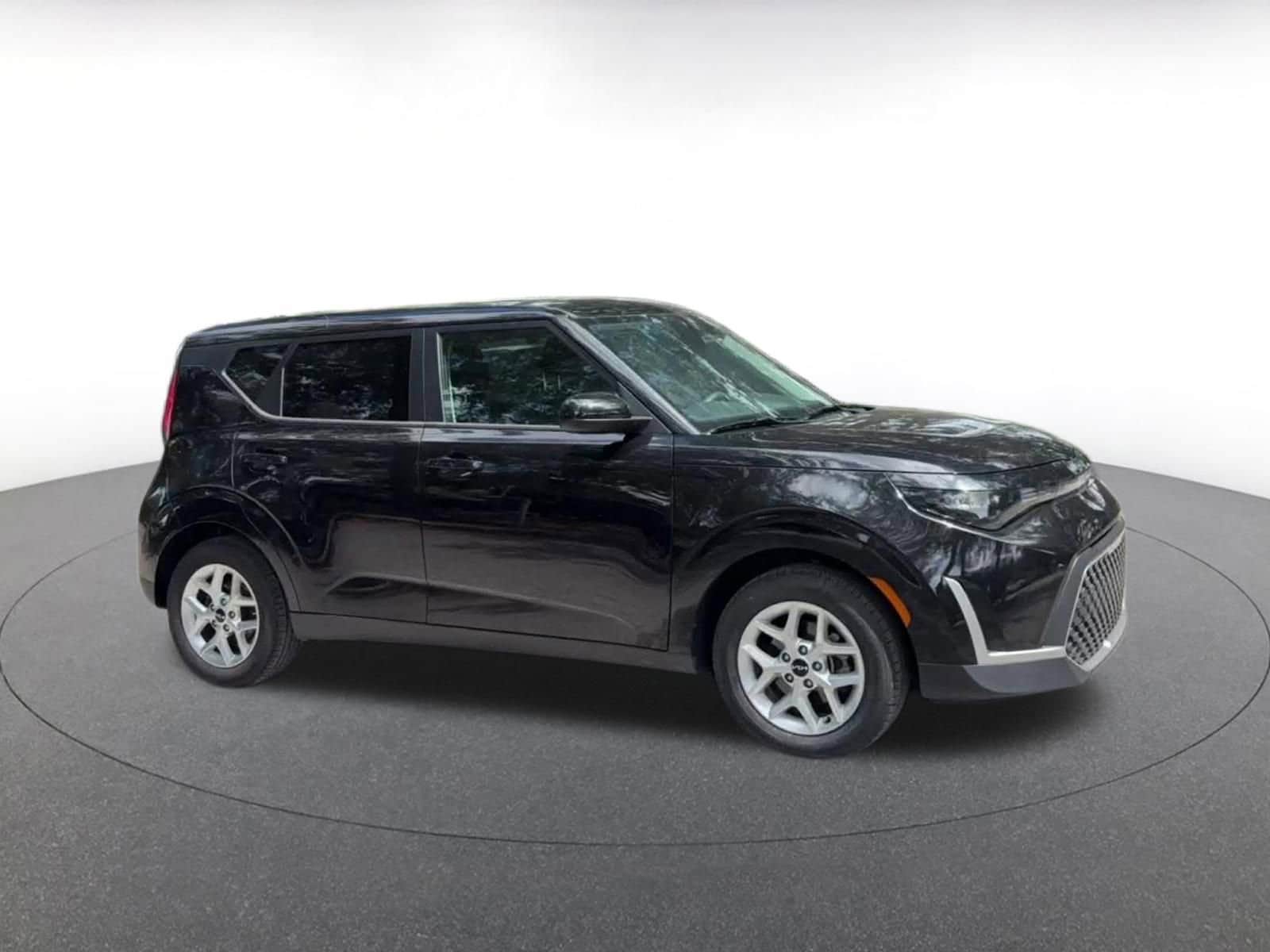 Thumbnail: 2025 Kia Soul - 2