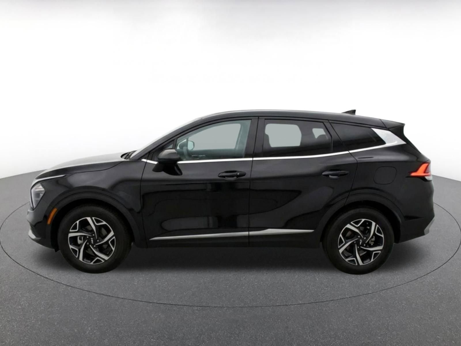 Thumbnail: 2025 Kia Sportage - 4