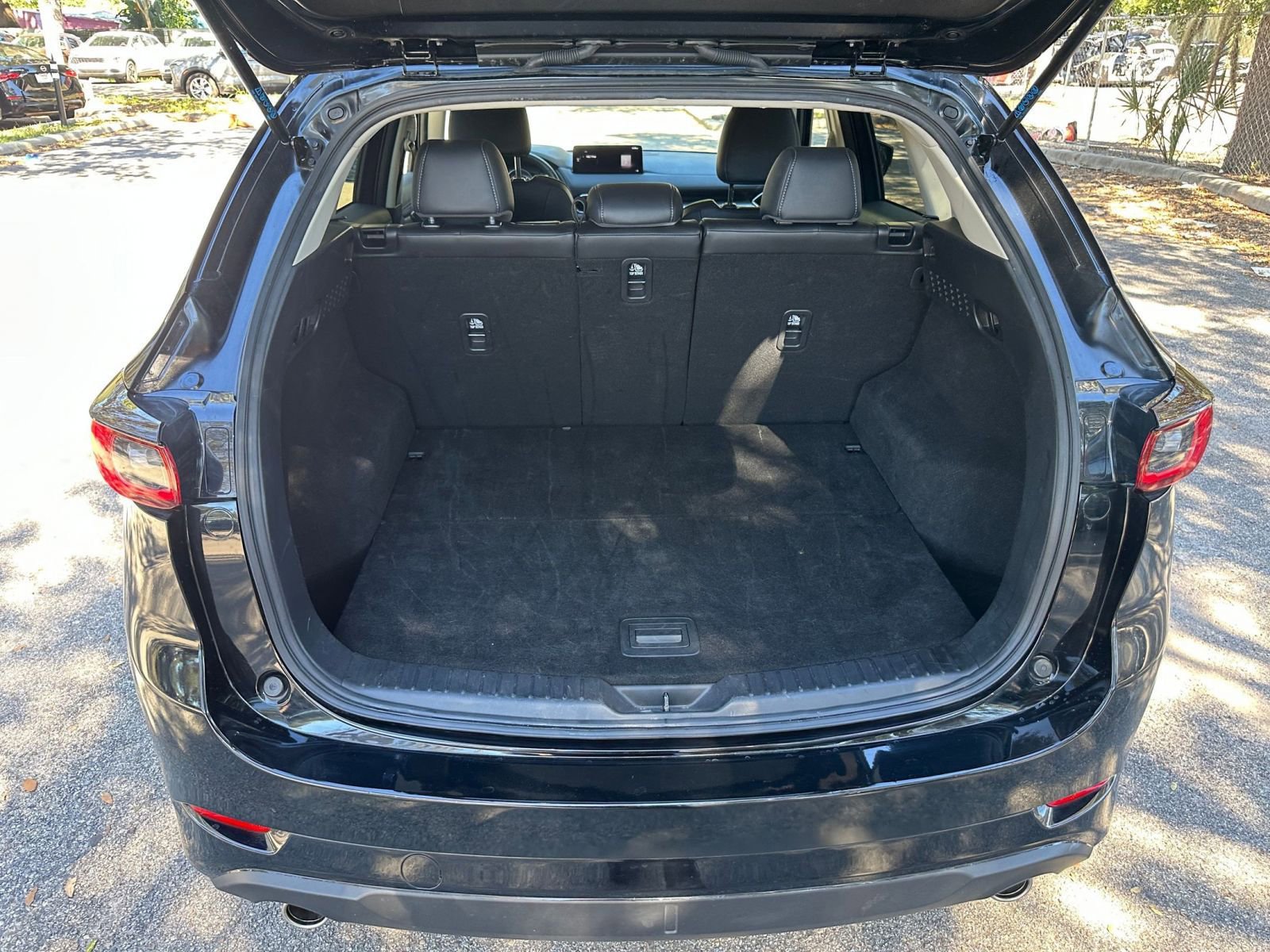 Thumbnail: 2025 Mazda CX-5 - 24