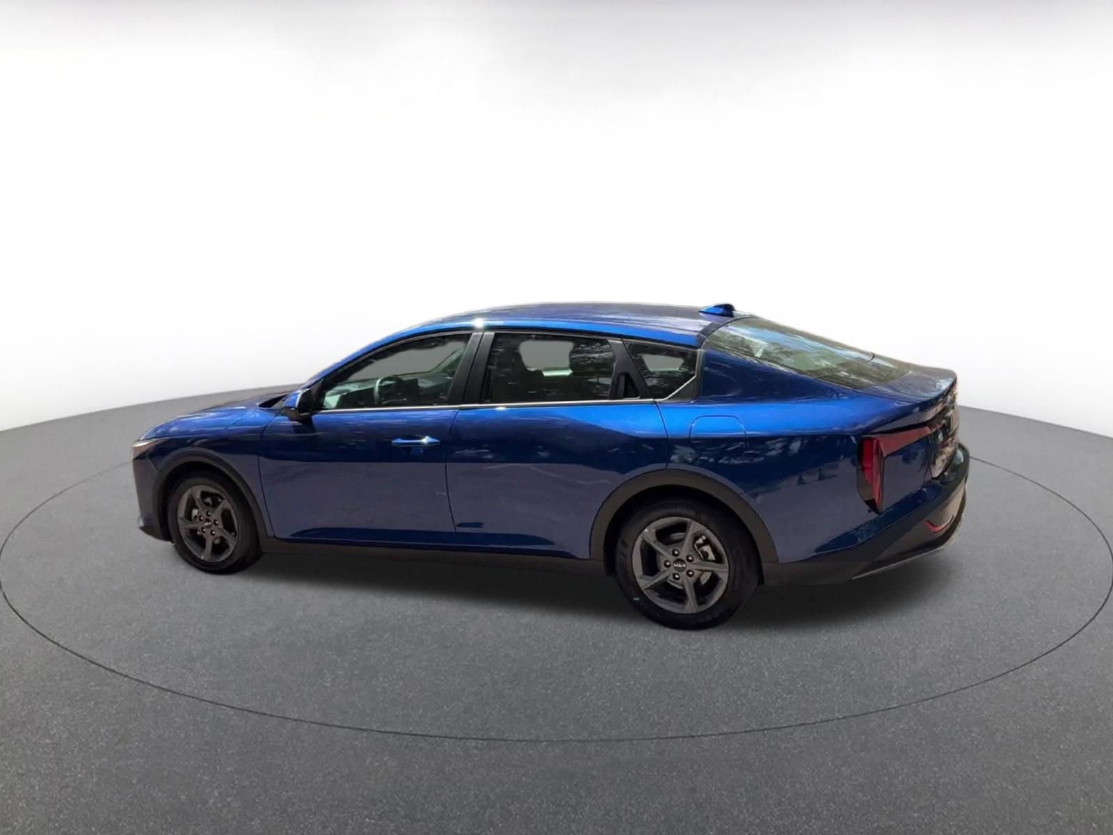 Thumbnail: 2025 Kia K4 - 10