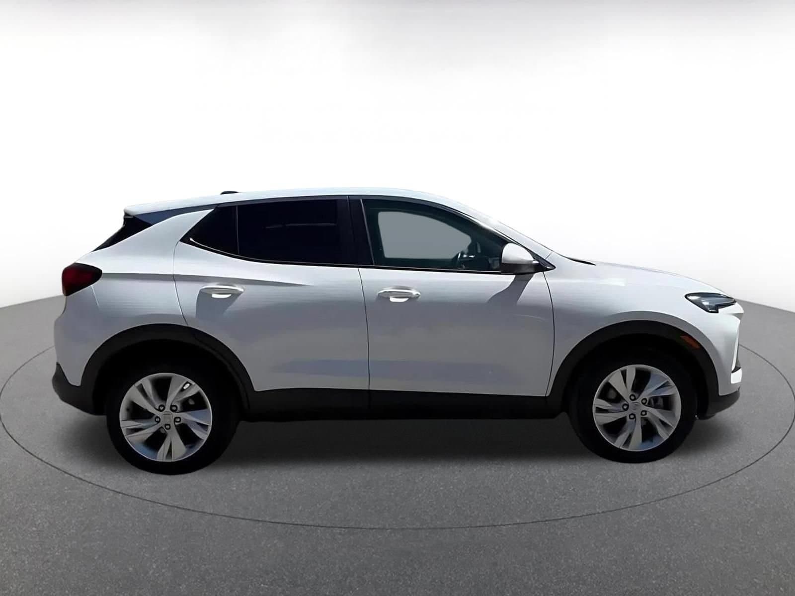 Thumbnail: 2025 Buick Encore GX - 13