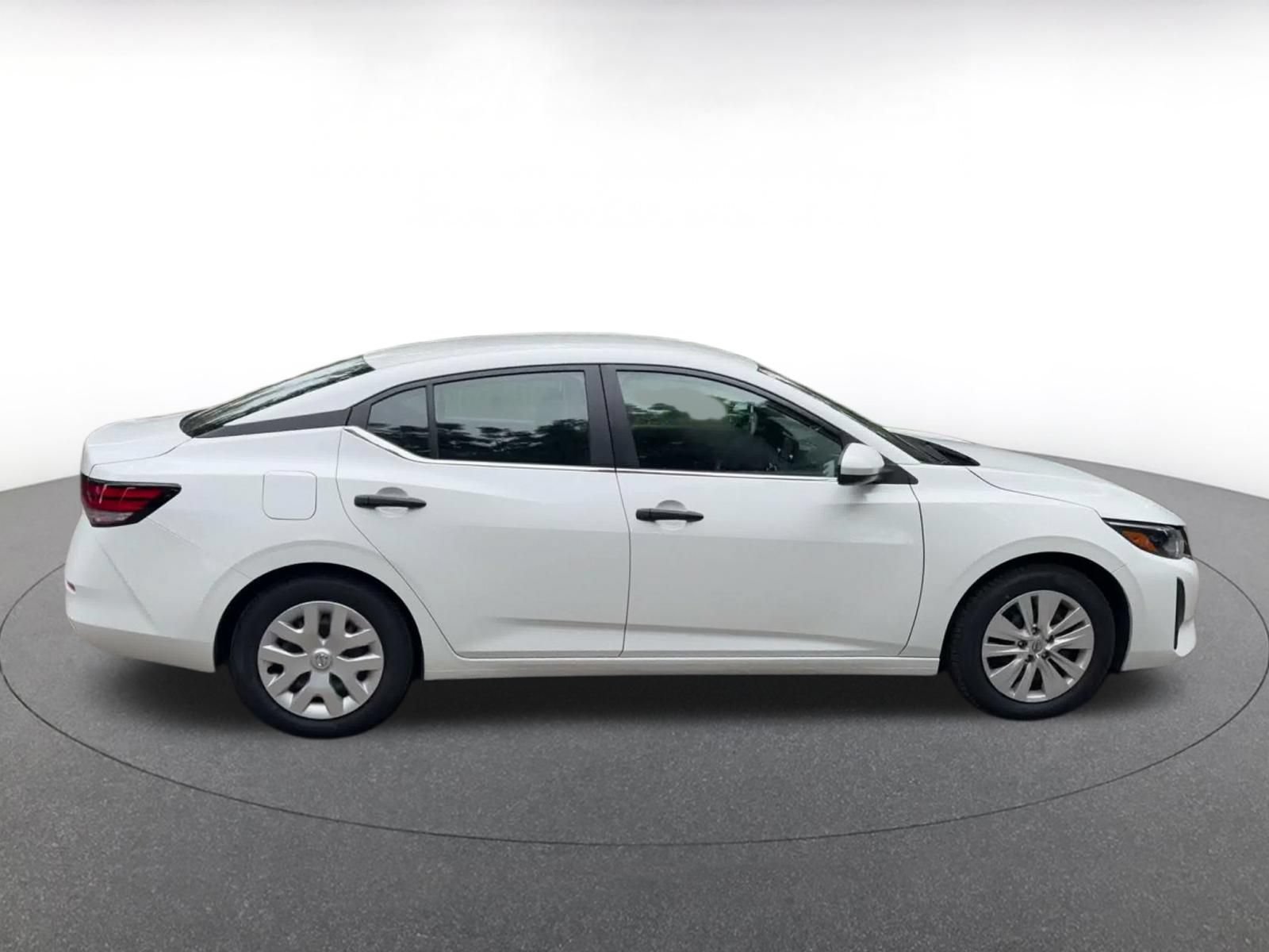 Thumbnail: 2025 Nissan Sentra - 16