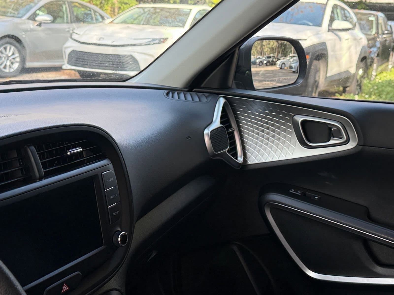 Thumbnail: 2025 Kia Soul - 29