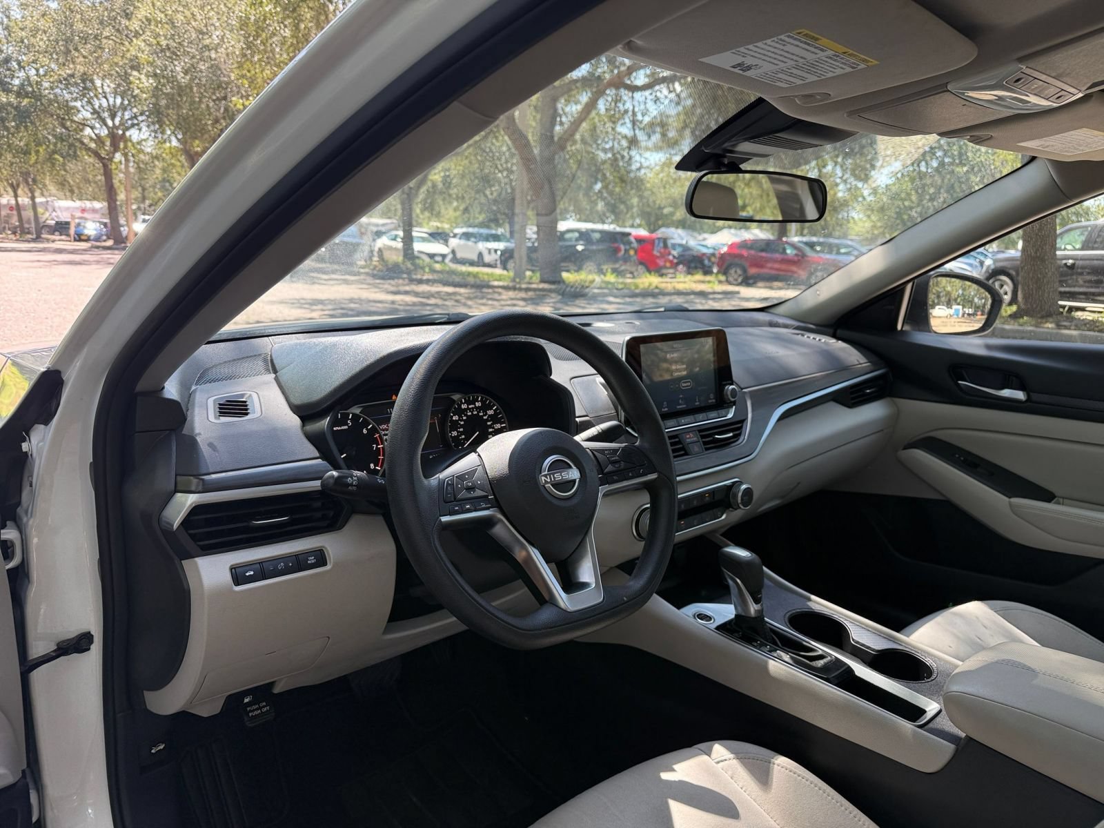 Thumbnail: 2025 Nissan Altima - 26