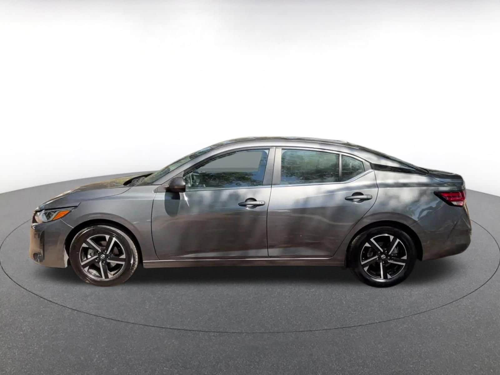 Thumbnail: 2025 Nissan Sentra - 9