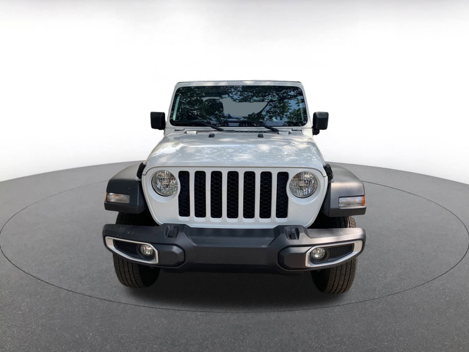 Thumbnail: 2023 Jeep Gladiator - 2