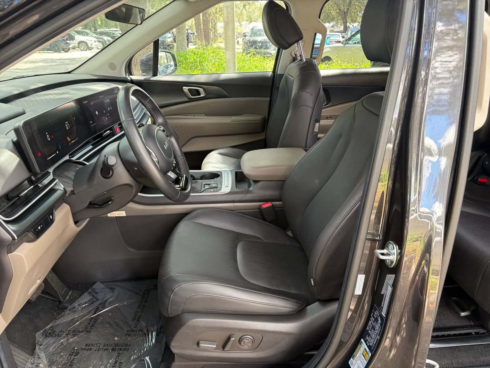 Thumbnail: 2026 Kia Carnival - 28