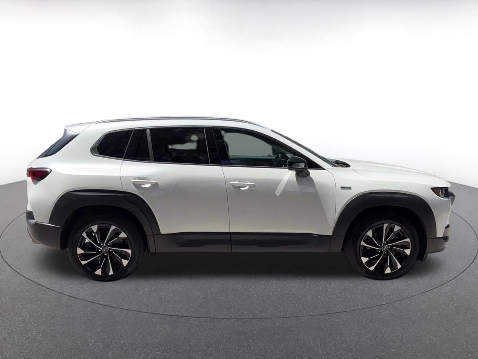 Thumbnail: 2025 Mazda CX-50 - 16