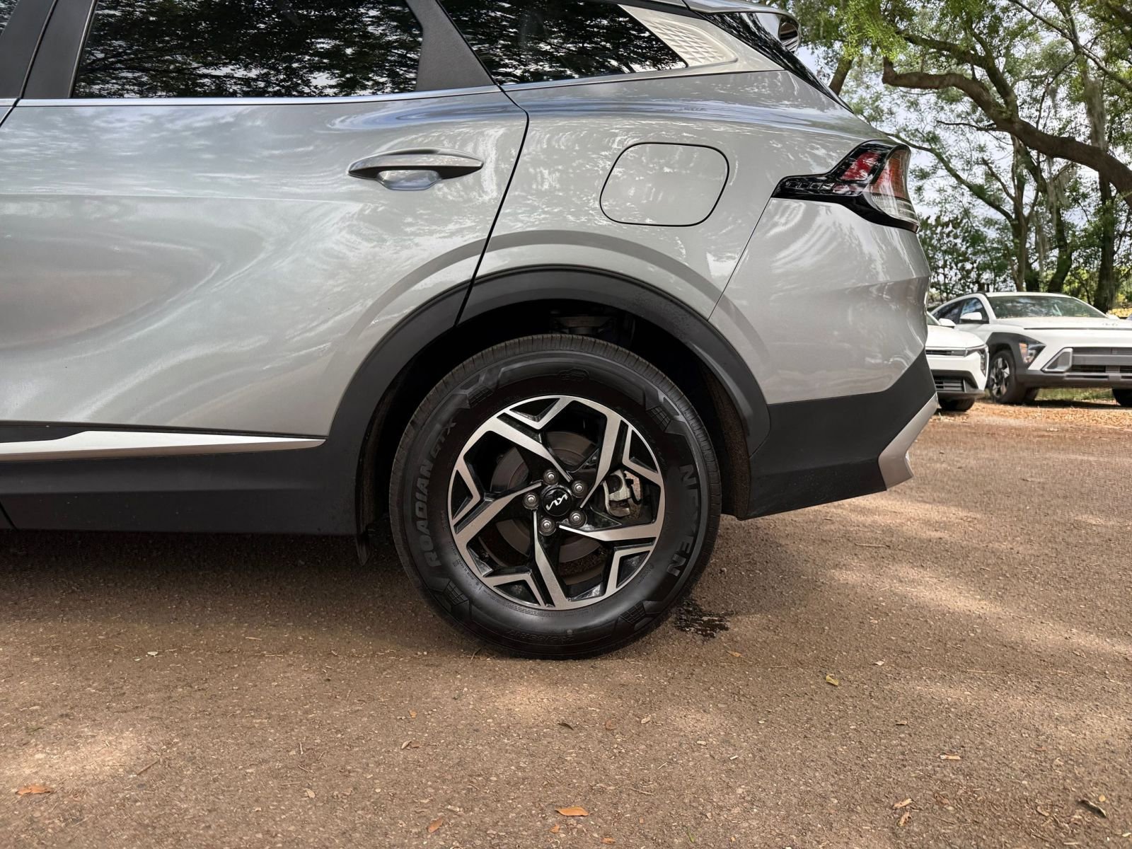 Thumbnail: 2025 Kia Sportage - 25