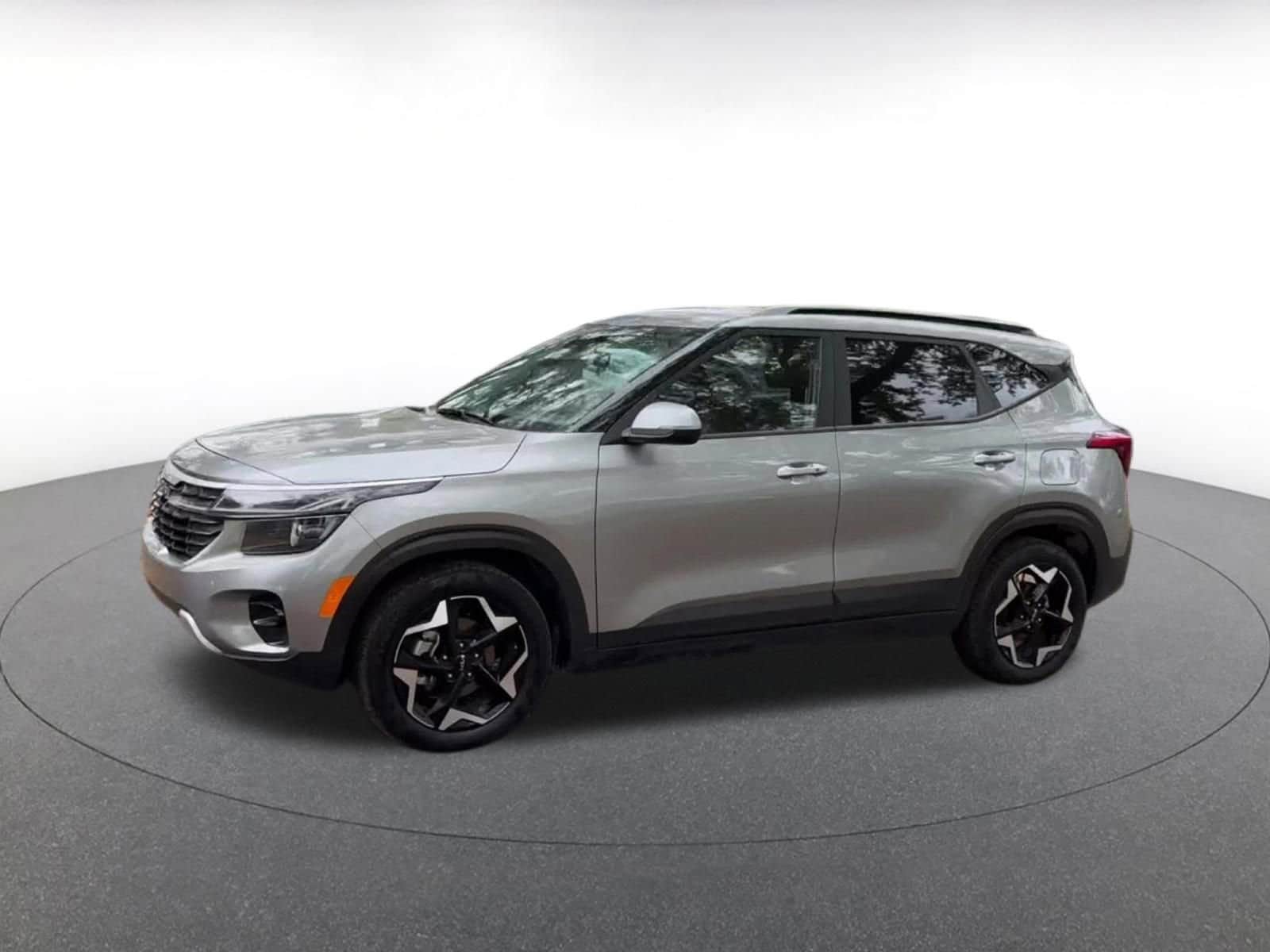 Thumbnail: 2025 Kia Seltos - 8