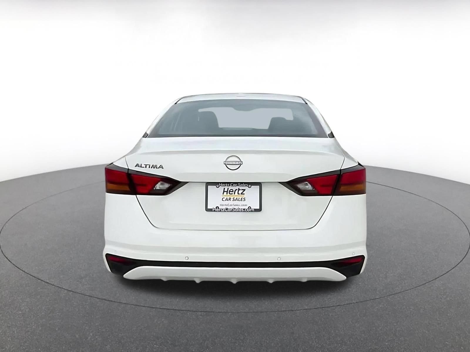 Thumbnail: 2025 Nissan Altima - 12