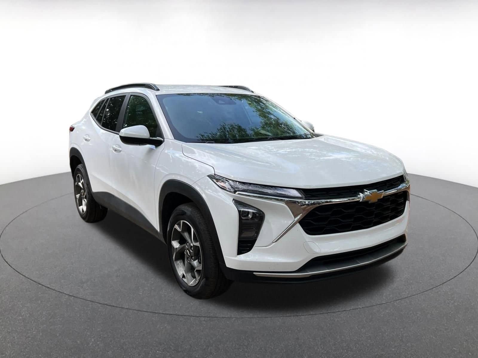 Thumbnail: 2025 Chevrolet Trax - 1