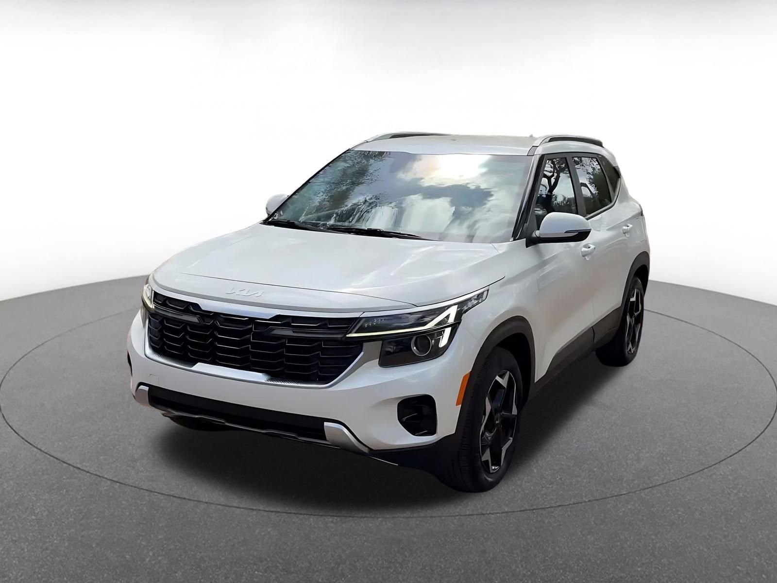 Thumbnail: 2025 Kia Seltos - 7