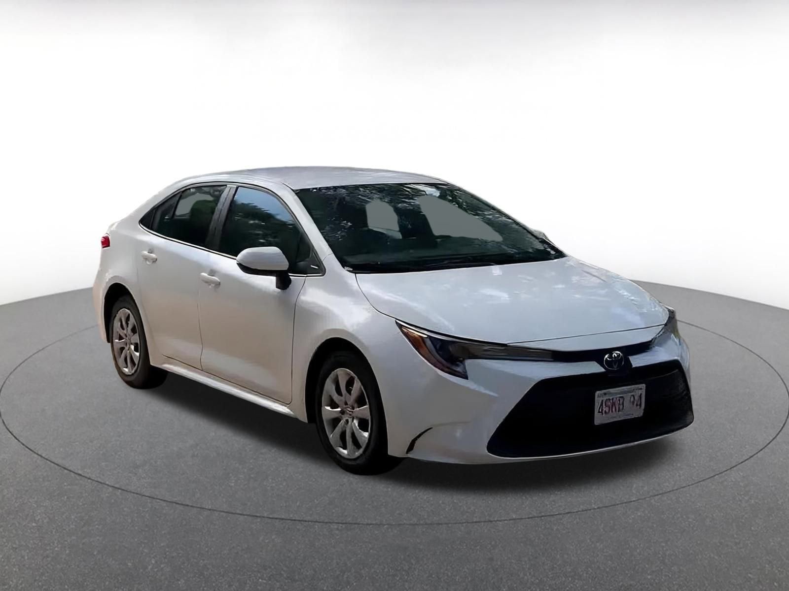 2023 Toyota Corolla LE 3
