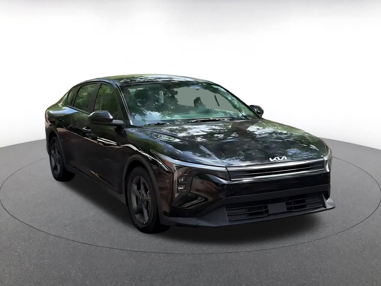 Thumbnail: 2025 Kia K4 - 3