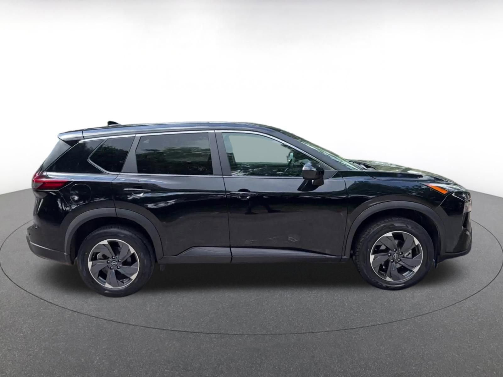 Thumbnail: 2025 Nissan Rogue - 16