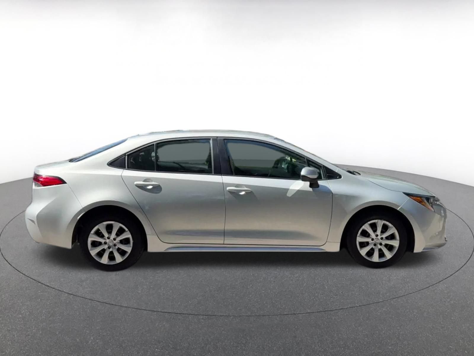 Thumbnail: 2025 Toyota Corolla - 16