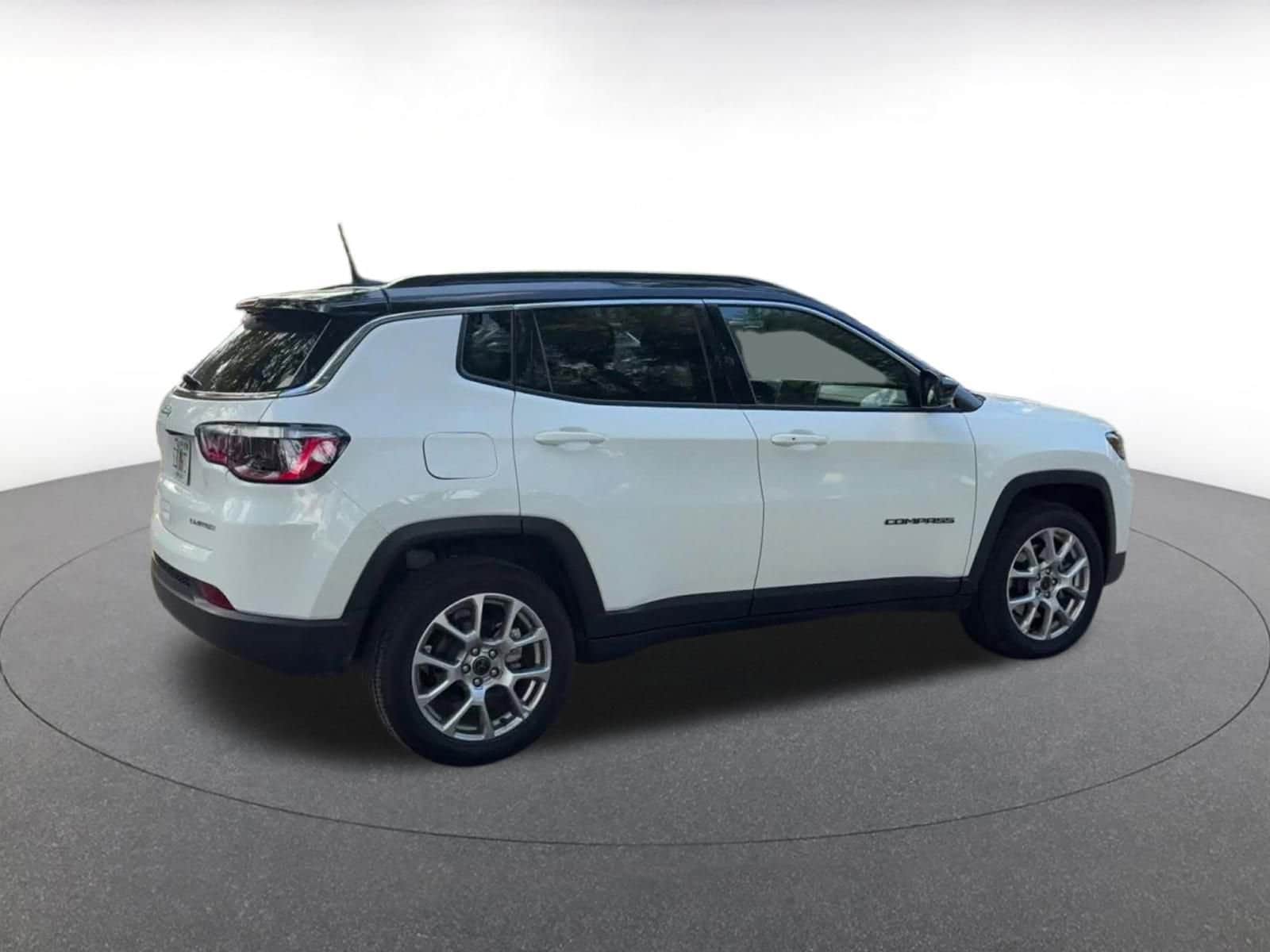 Thumbnail: 2025 Jeep Compass - 14