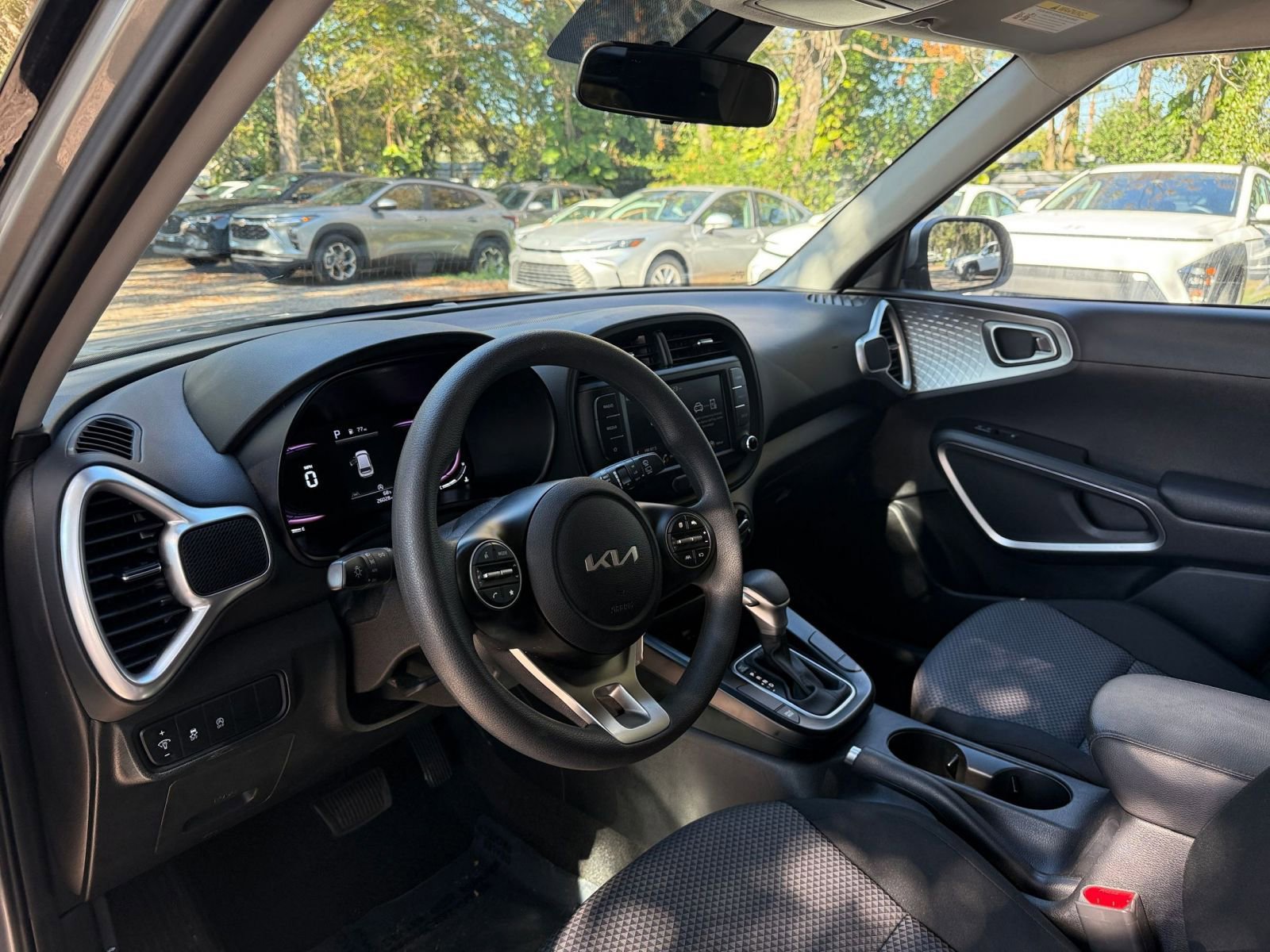 Thumbnail: 2025 Kia Soul - 28