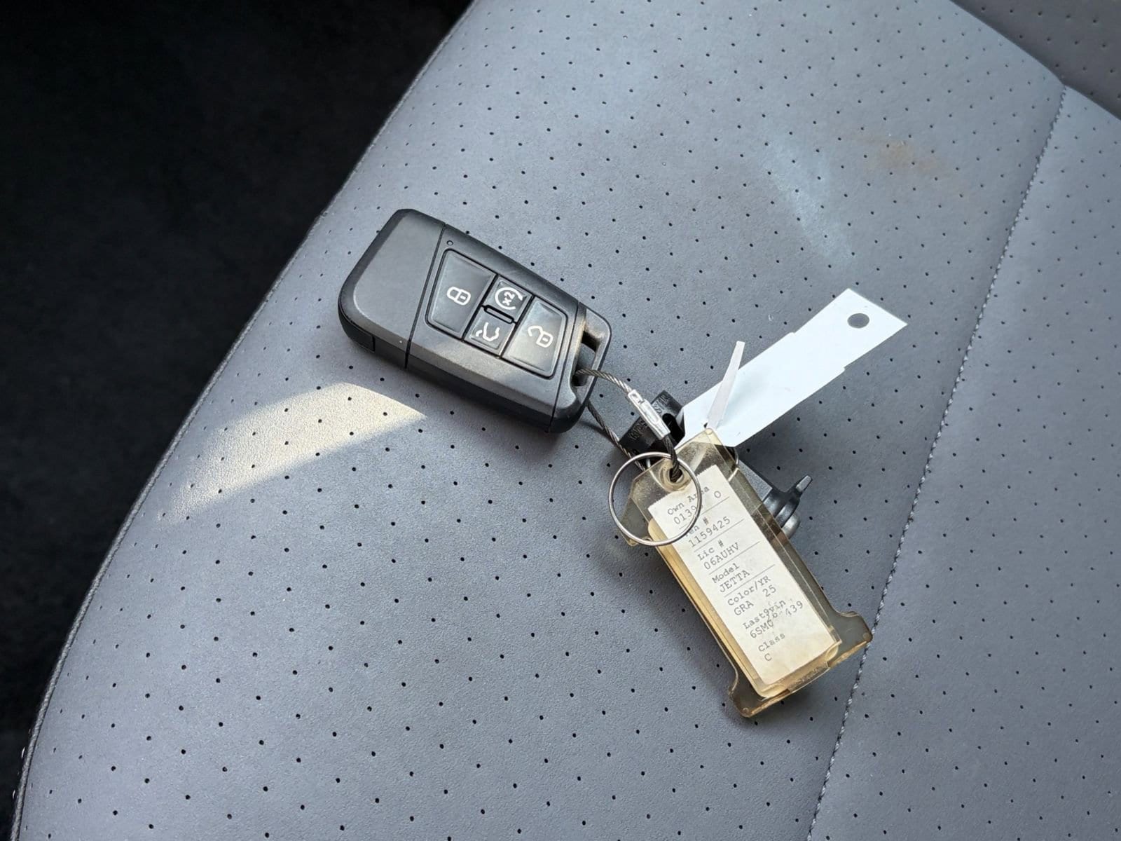 Thumbnail: 2025 Volkswagen Jetta - 18