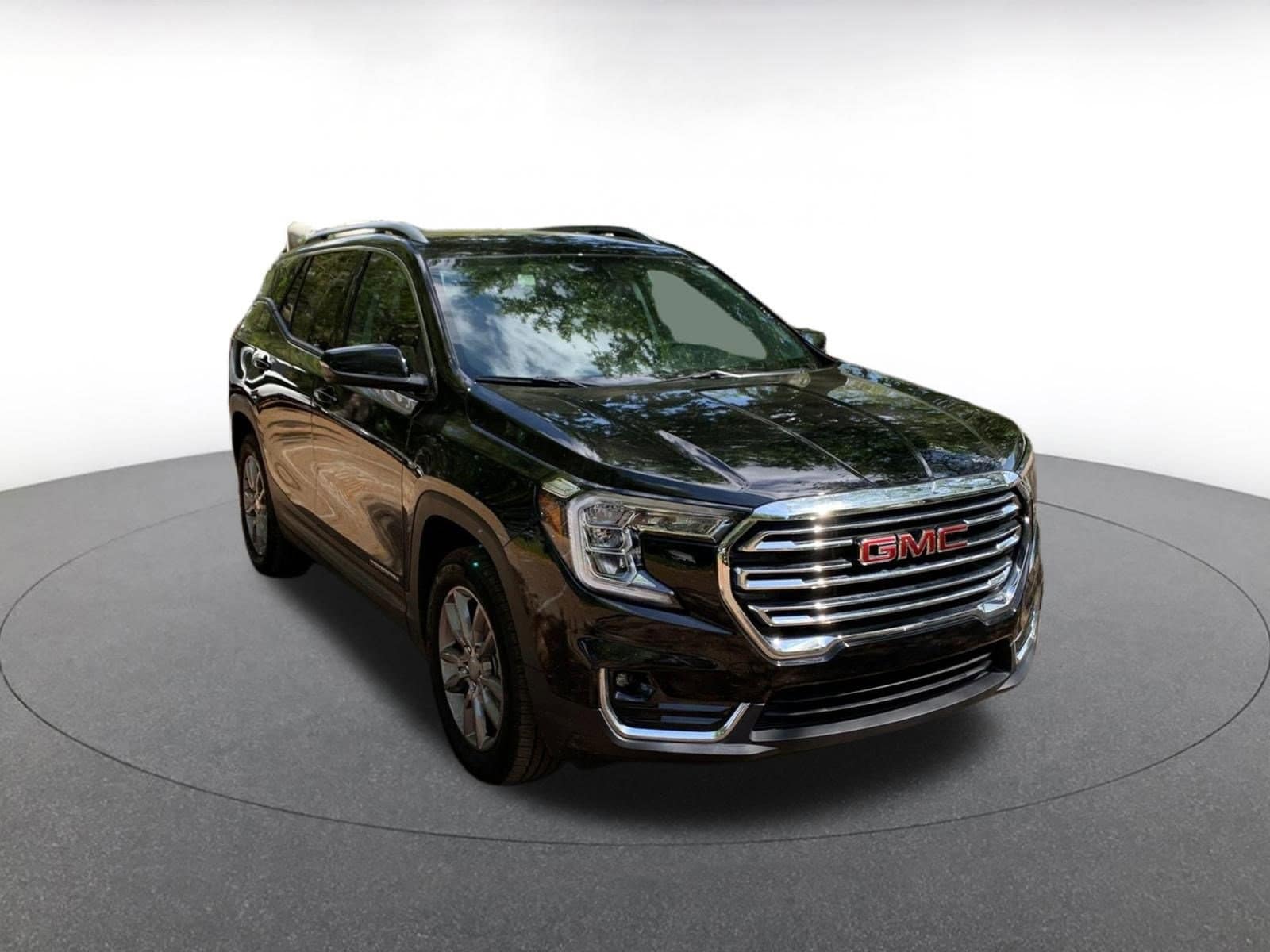 2024 GMC Terrain SLT Hero Image