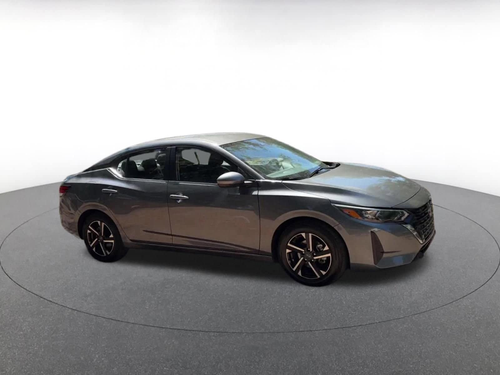 Thumbnail: 2025 Nissan Sentra - 2