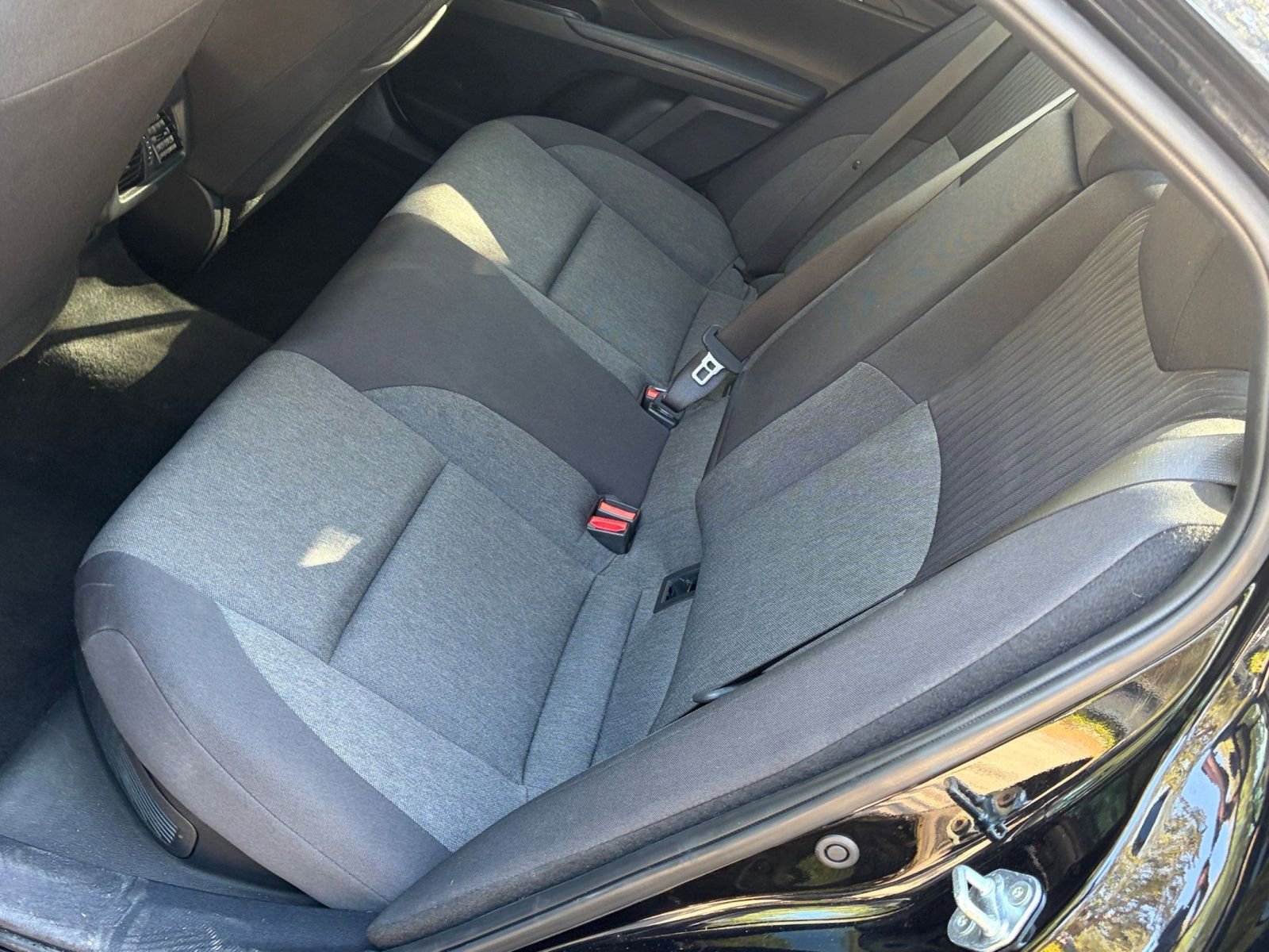 Thumbnail: 2025 Toyota Camry - 31