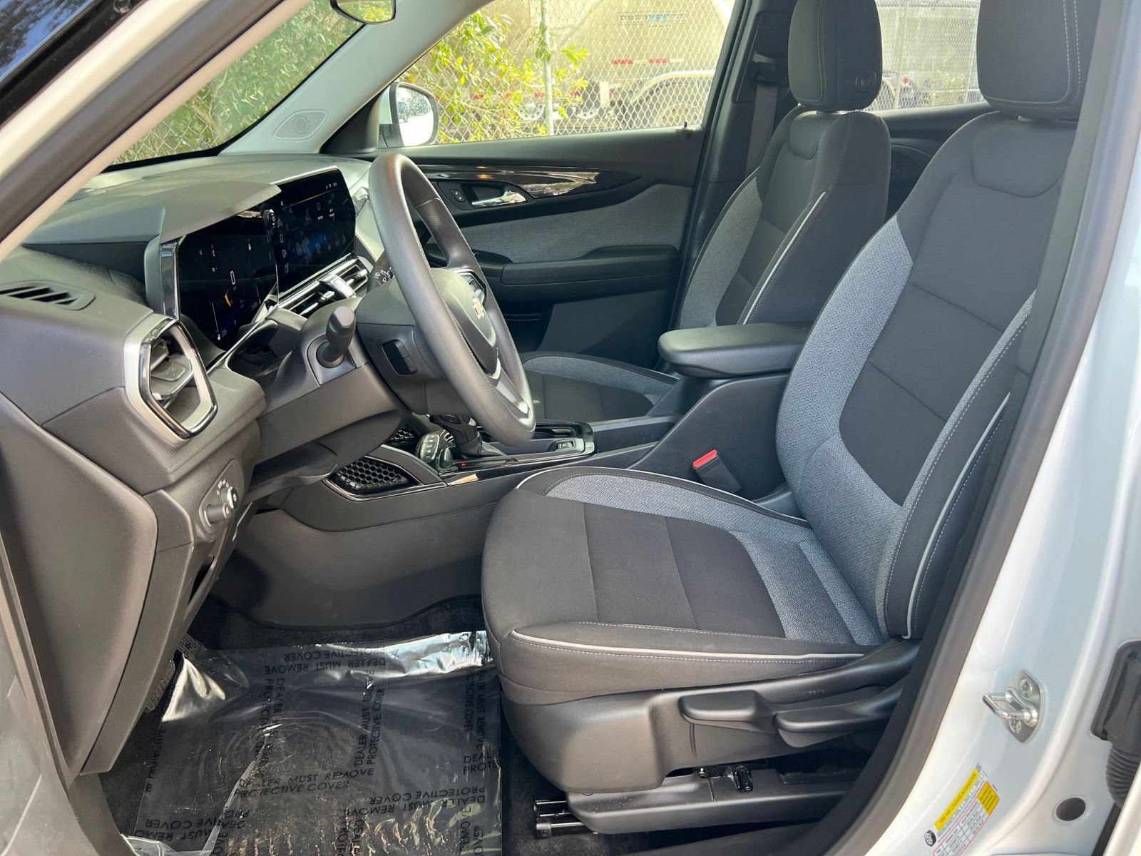 Thumbnail: 2025 Chevrolet TrailBlazer - 21