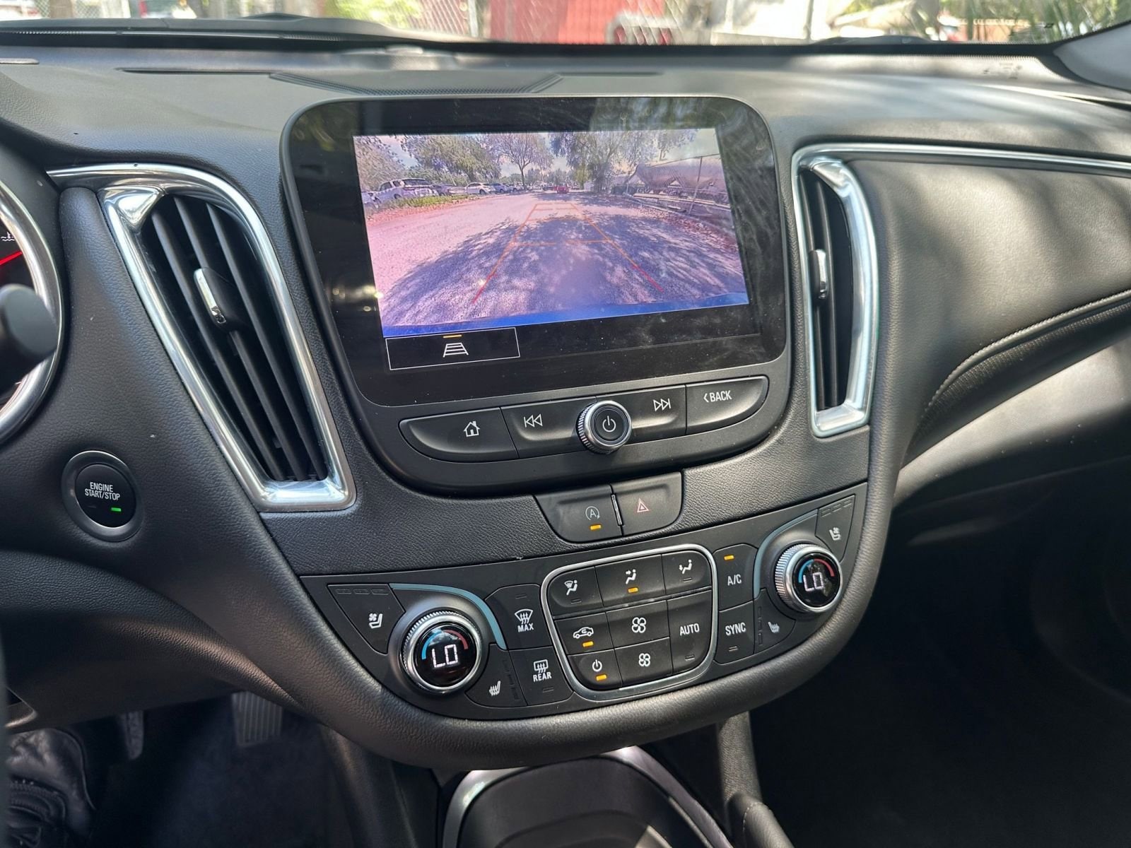 Thumbnail: 2024 Chevrolet Malibu - 17