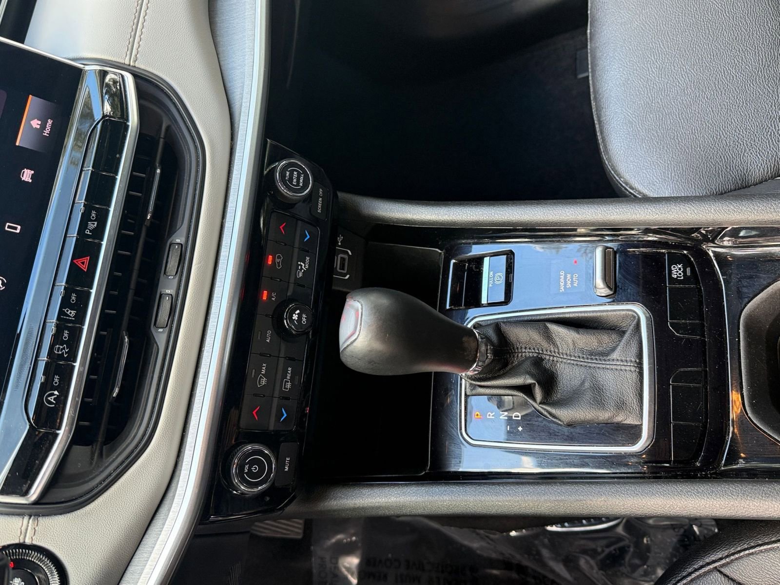 Thumbnail: 2025 Jeep Compass - 35