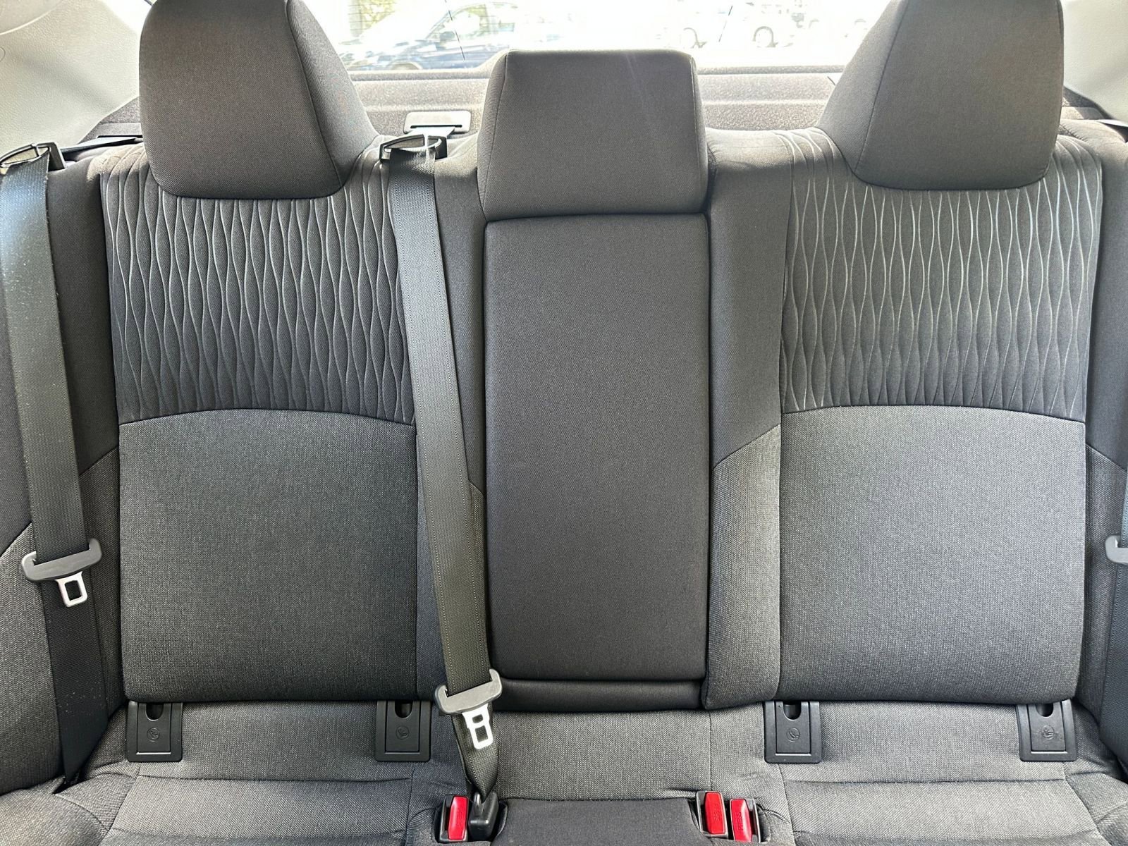 Thumbnail: 2025 Toyota Camry - 32