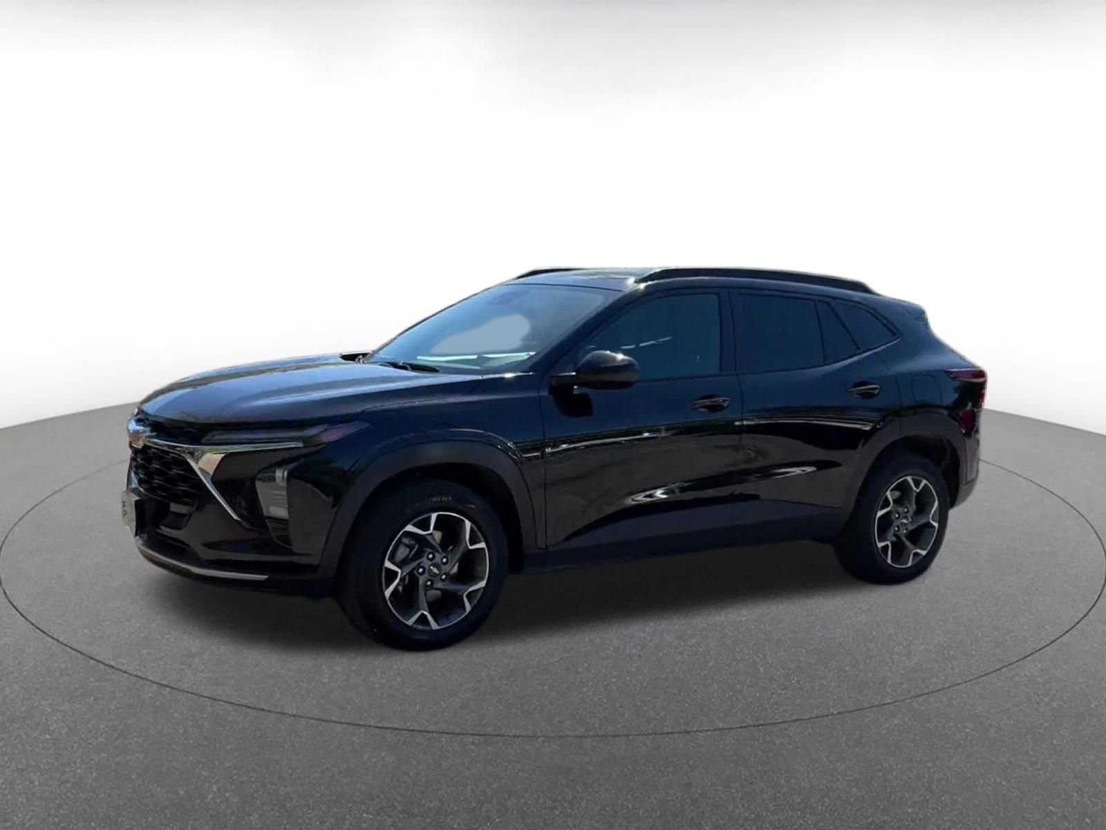 Thumbnail: 2025 Chevrolet Trax - 7