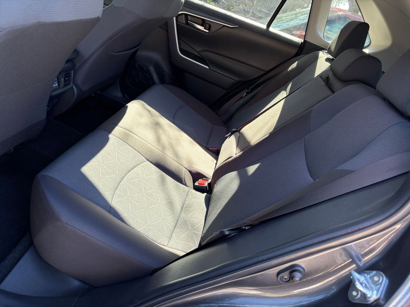 Thumbnail: 2025 Toyota RAV4 - 23