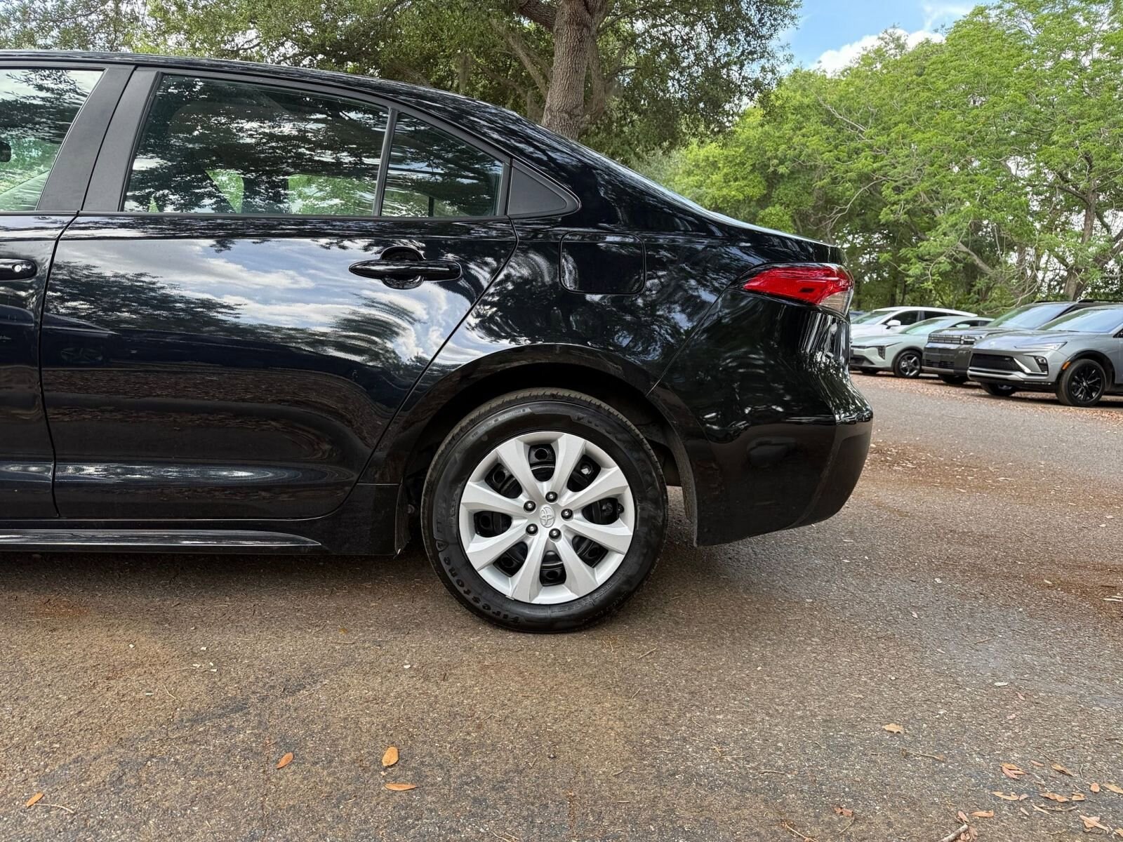 Thumbnail: 2025 Toyota Corolla - 10