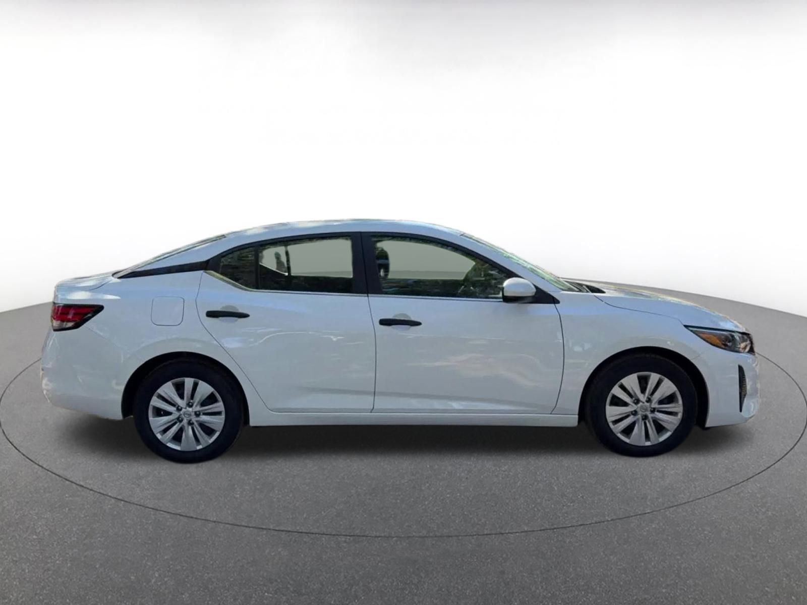 Thumbnail: 2025 Nissan Sentra - 16