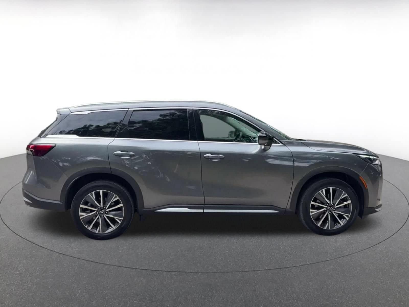 Thumbnail: 2026 INFINITI QX60 - 15