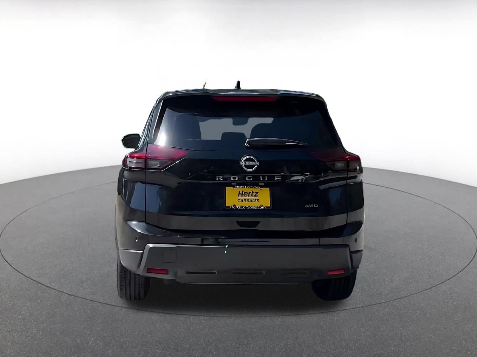 Thumbnail: 2025 Nissan Rogue - 10