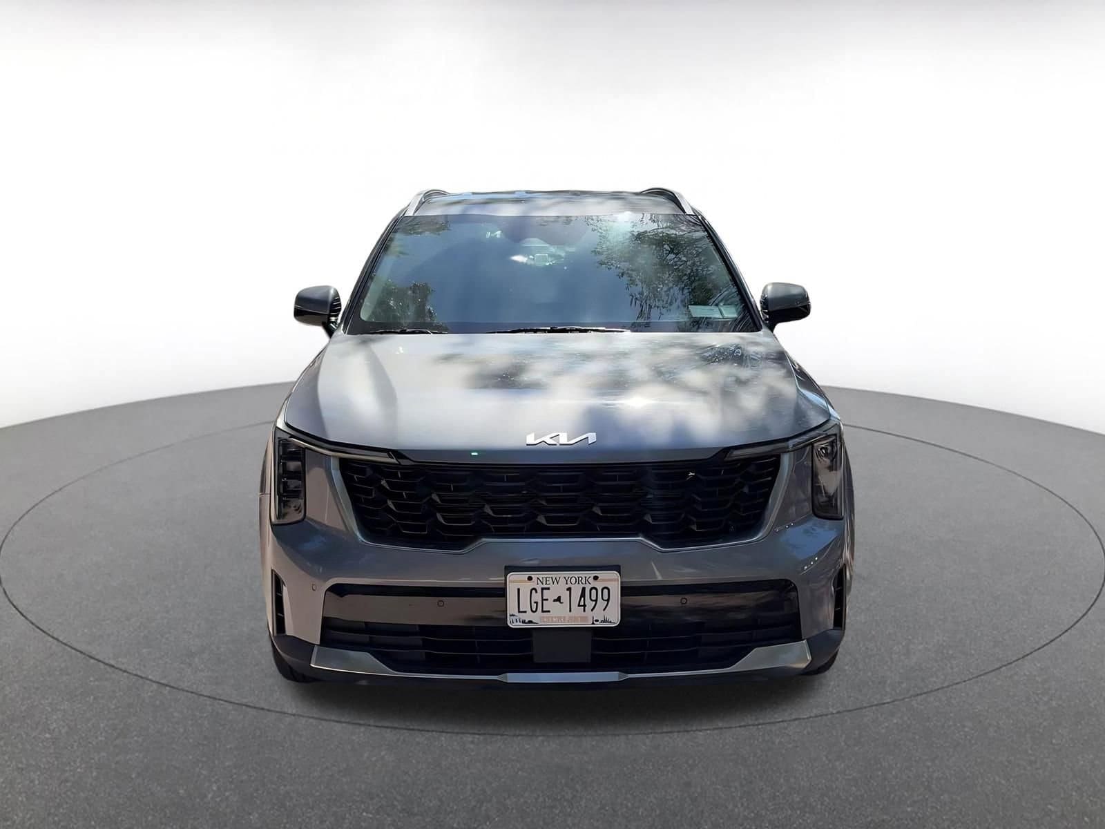 Thumbnail: 2024 Kia Sorento - 4