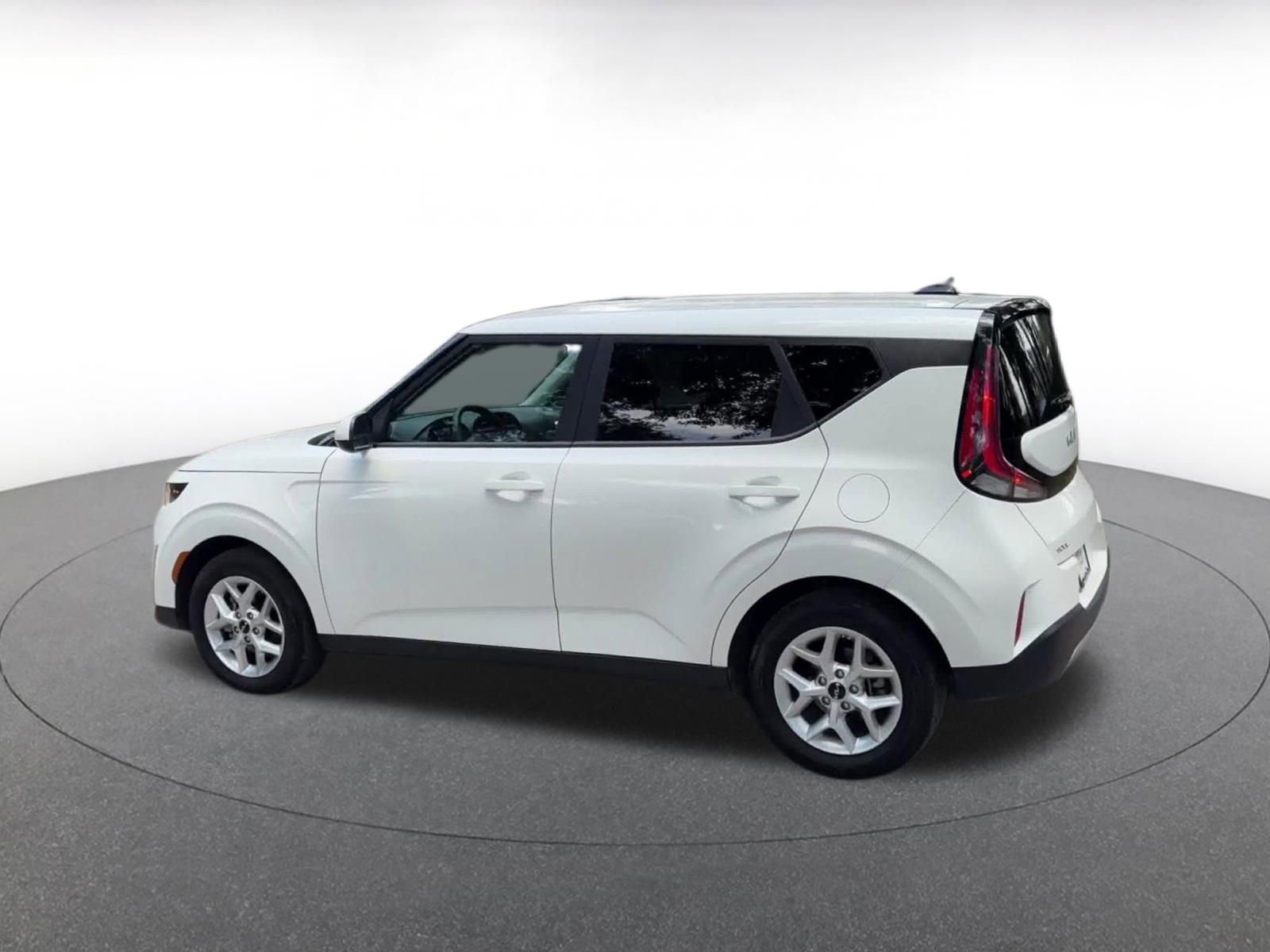 Thumbnail: 2025 Kia Soul - 10